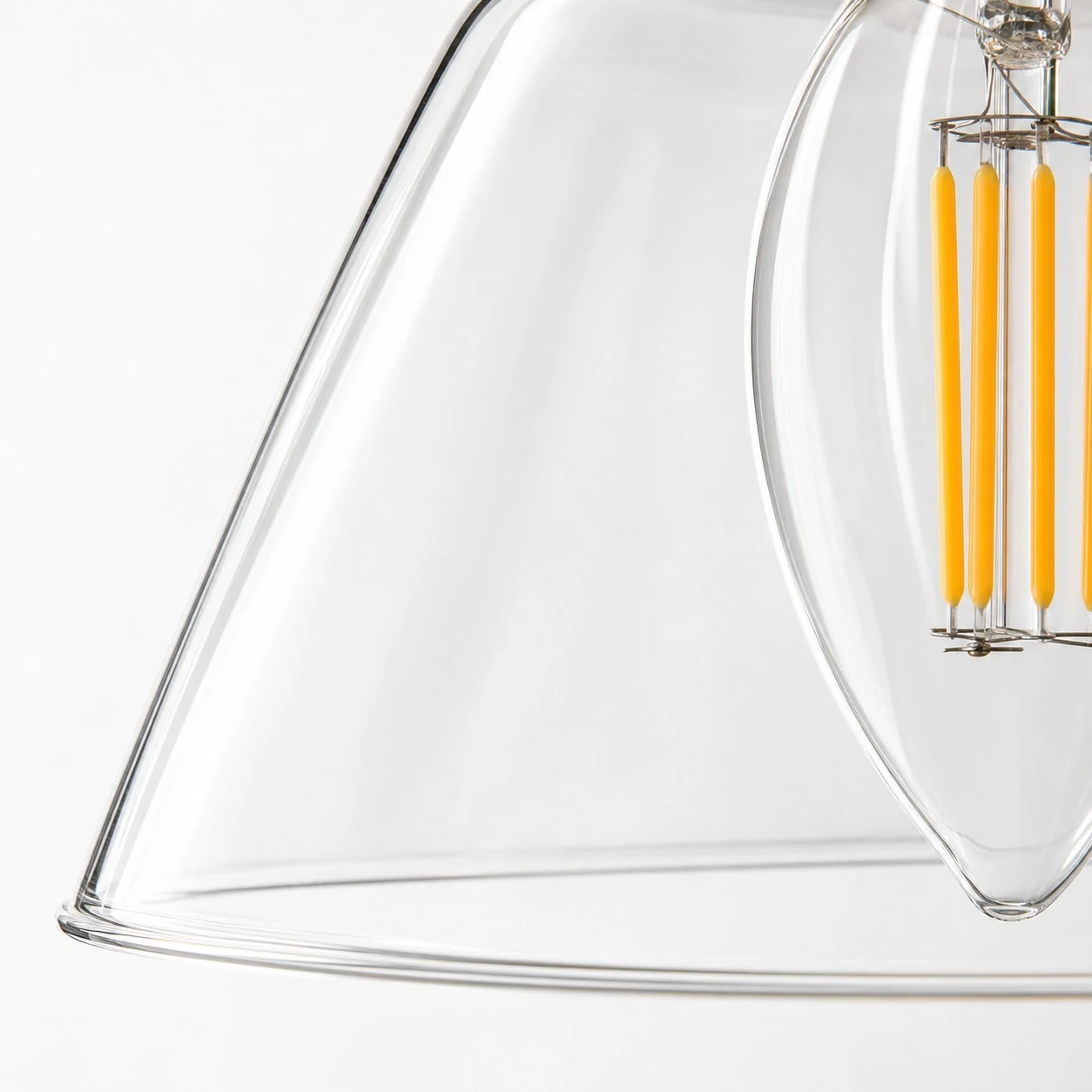 Close-up of clear smooth glass shade profile